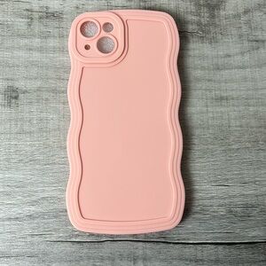 NIP iPhone 14 Plus Wavy Case
